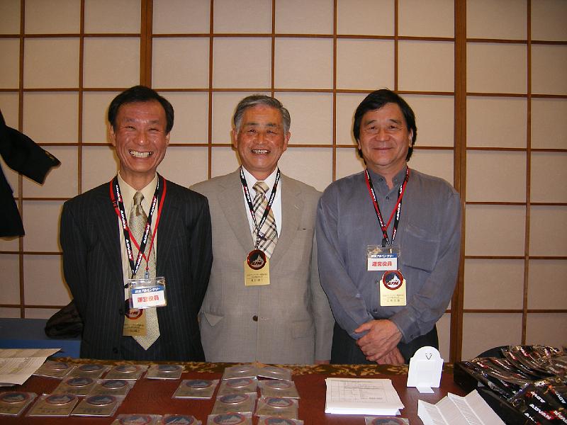 DSCF1400.JPG -  
小田切順之・中原祥雅
 
 
 
　トップナビゲータの二人も当時は気鋭の若手。 
　小田切はＪＡＦ戦のＭＳＣＣのラリーをオーガナイズしている。 
　中原はＩＲＳの社長です。
 
 